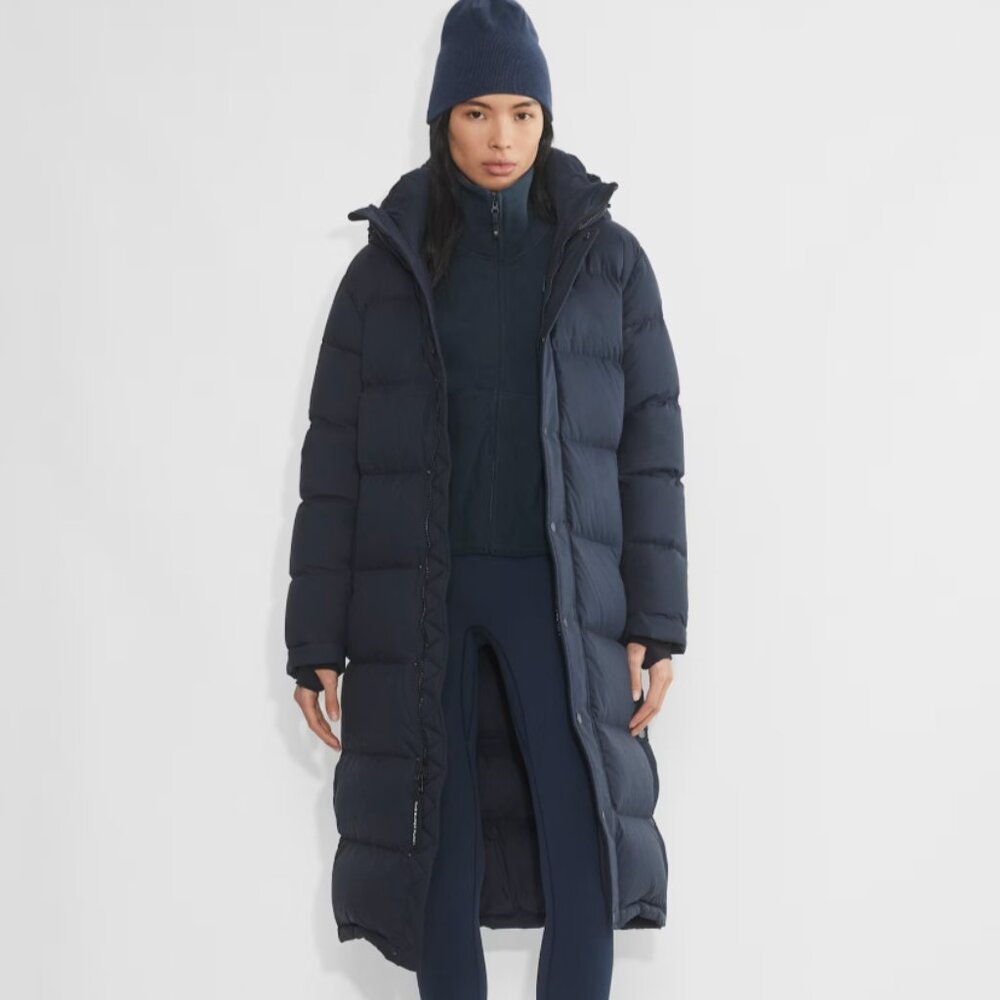 Aritzia Long Navy Super Puff - Small